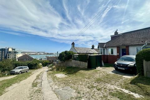 3 bedroom chalet for sale, Geneva road