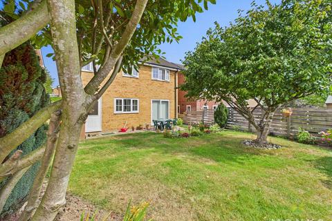 4 bedroom detached house for sale, Glentworth Drive, Oswestry