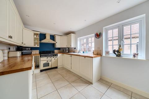 2 bedroom end of terrace house for sale, High Street, West Meon, Petersfield, Hampshire, GU32