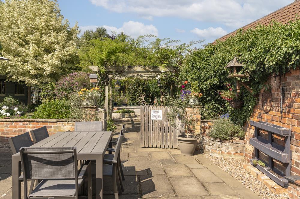 7-13 Welbournes Lane WEB PH-12.jpg