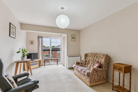2 bedroom retirement property for sale, Regal Court, Bancroft, Hitchin, SG5