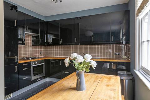 1 bedroom apartment for sale, Battersea Square, Battersea, London