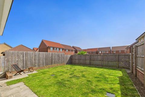 23 Airedale Drive, Brough, HU15 1US