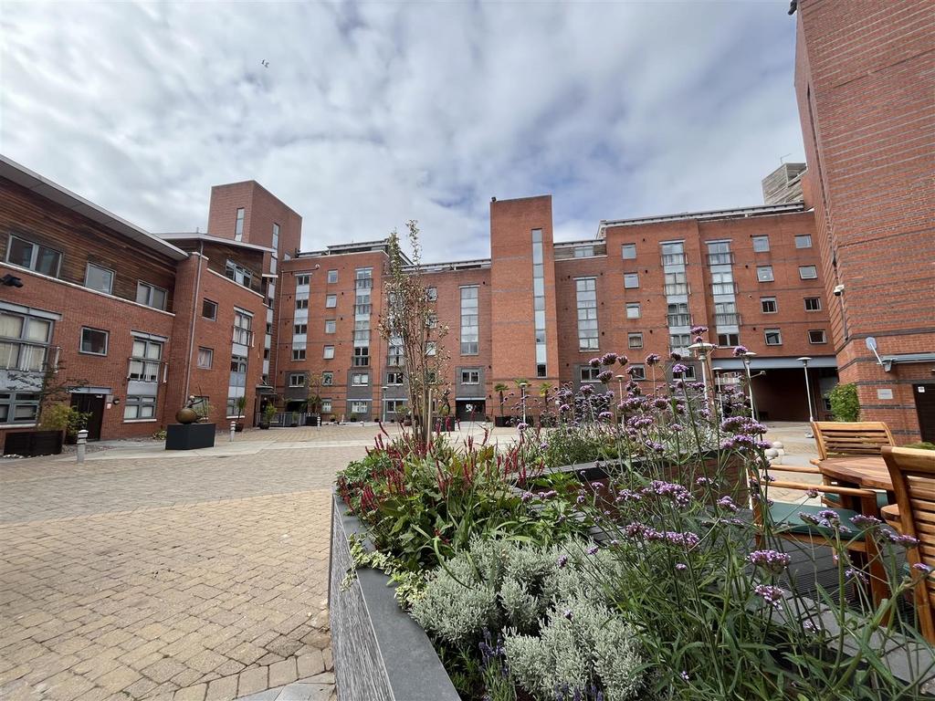 Courtyard.JPG
