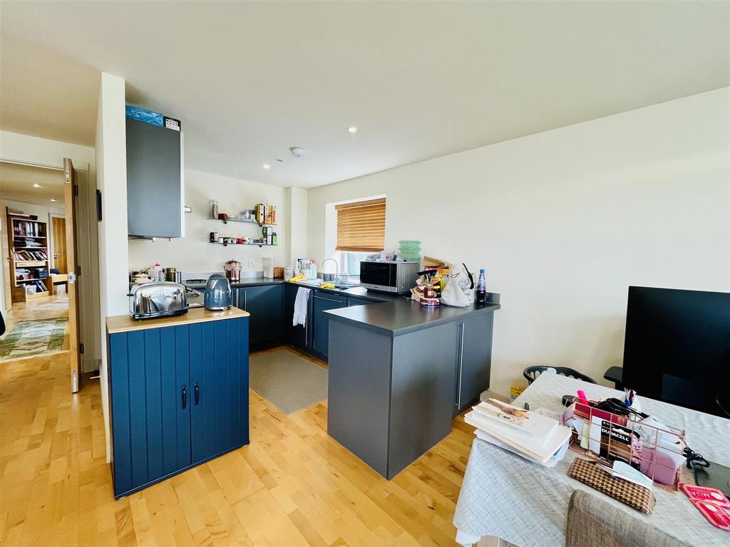 Kitchen.JPG
