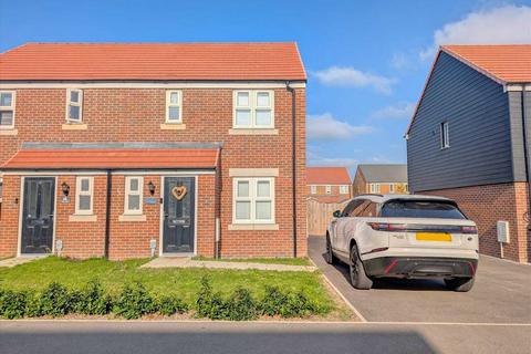 3 bedroom semi-detached house for sale, Little Clacton CO16