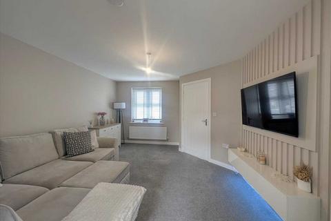 3 bedroom semi-detached house for sale, Little Clacton CO16