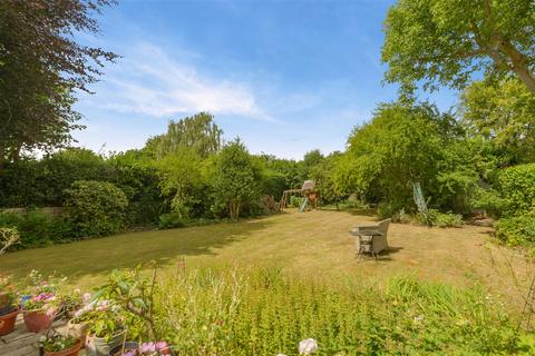 6 bedroom detached house for sale, South Road, Chorleywood WD3