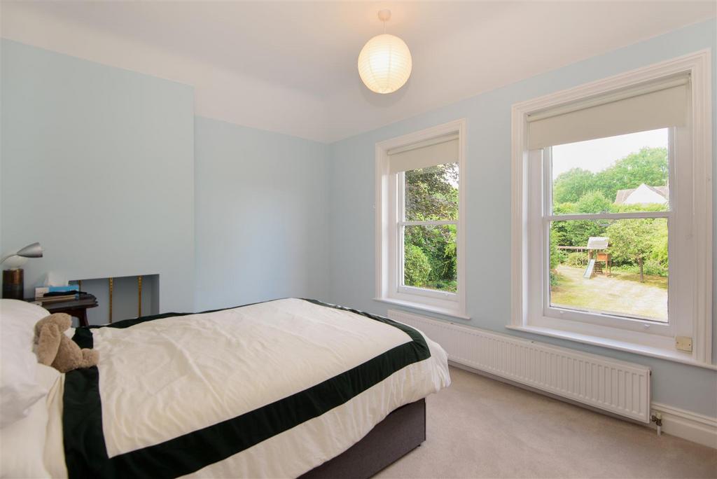 8658288-interior12.jpg