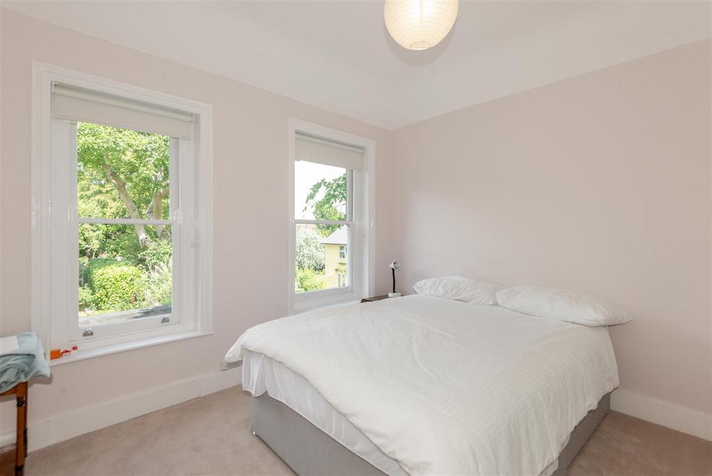 8658288-interior13.jpg