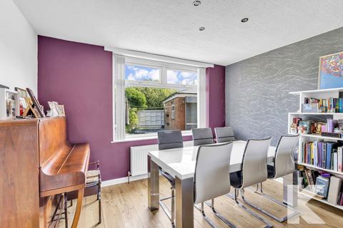 4 bedroom detached house for sale, 64 Williams Crescent, Chadderton OL9 8BJ