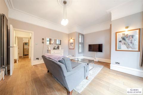 2 bedroom apartment for sale, Queens Walk, Ealing