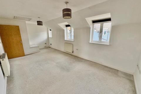 2 bedroom coach house for sale, Torold Drive, Hampton Centre