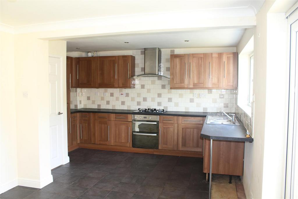 Dining kitchen