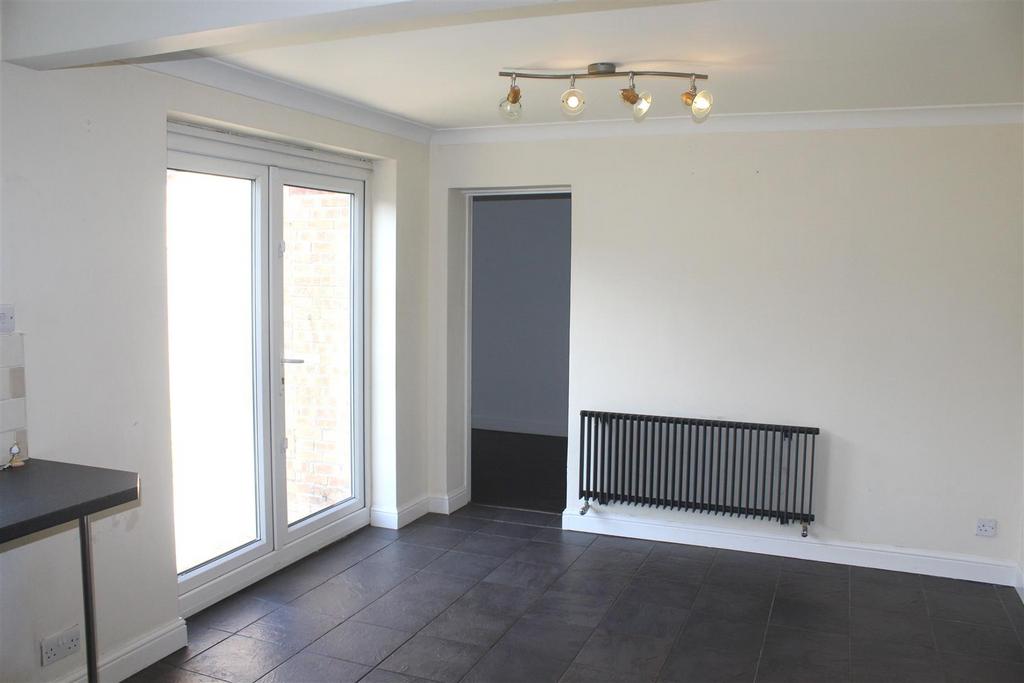 Dining kitchen (2)