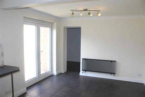 4 bedroom detached house for sale, Orchard Court, Market Weighton