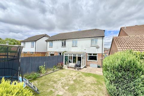 4 bedroom semi-detached house for sale, Spetisbury Close, Muscliff, Bournemouth, BH9