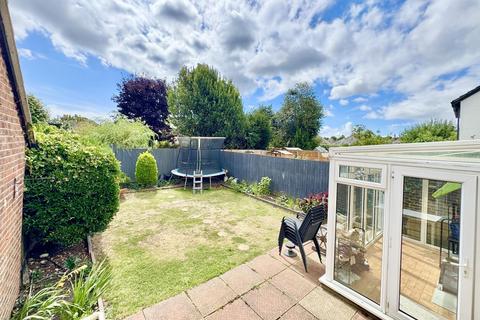 4 bedroom semi-detached house for sale, Spetisbury Close, Muscliff, Bournemouth, BH9