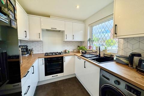 4 bedroom semi-detached house for sale, Spetisbury Close, Muscliff, Bournemouth, BH9