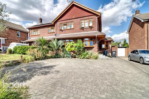 3 bedroom semi-detached house for sale, Glasseys Lane, Rayleigh