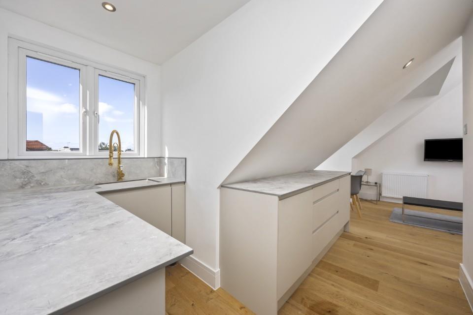 Granville Road 10 A Flat 2-011 (Custom).JPG
