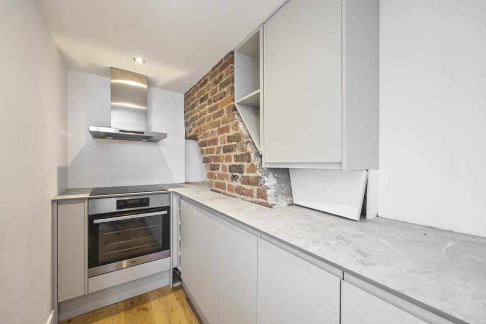 Granville Road 10 A Flat 2-012 (Custom).JPG