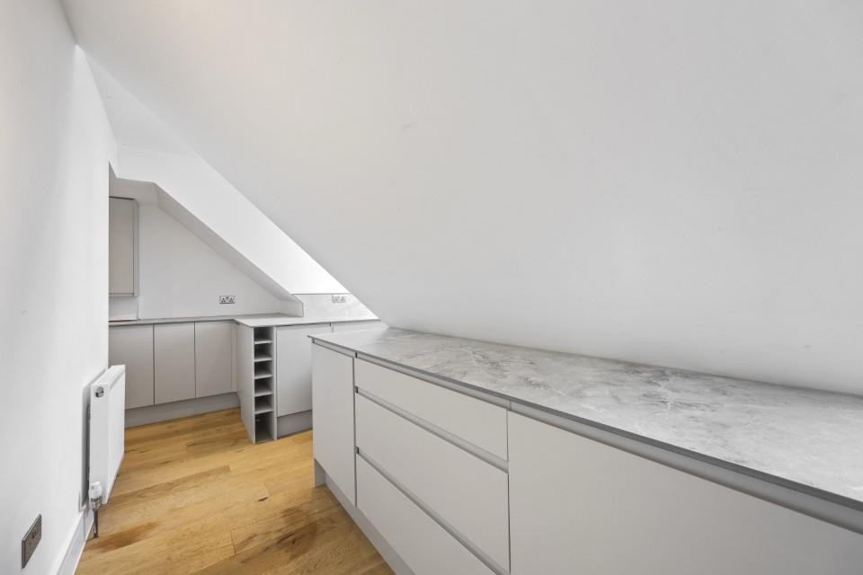 Granville Road 10 A Flat 2-010 (Custom).JPG