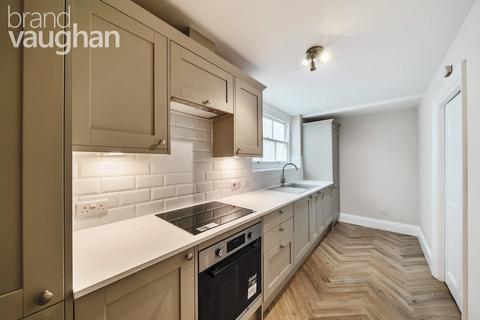 2 bedroom flat for sale, Adelaide Mansions, Hove, BN3
