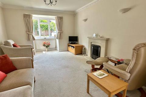 3 bedroom detached house for sale, Kivernell Place, Milford on Sea, Lymington, Hampshire, SO41