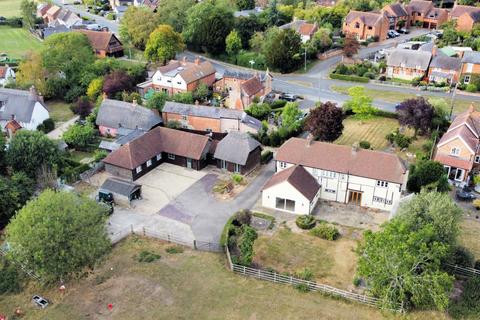 4 bedroom detached house for sale, High Street, Buckingham MK18