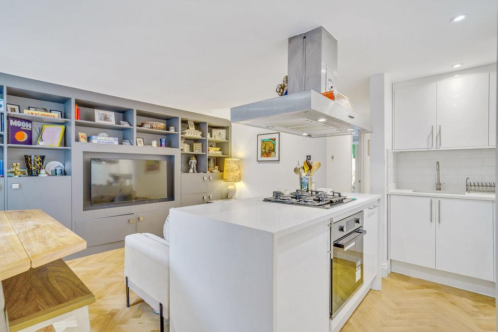 Cornwall Crescent1517,Flat1-3.jpg