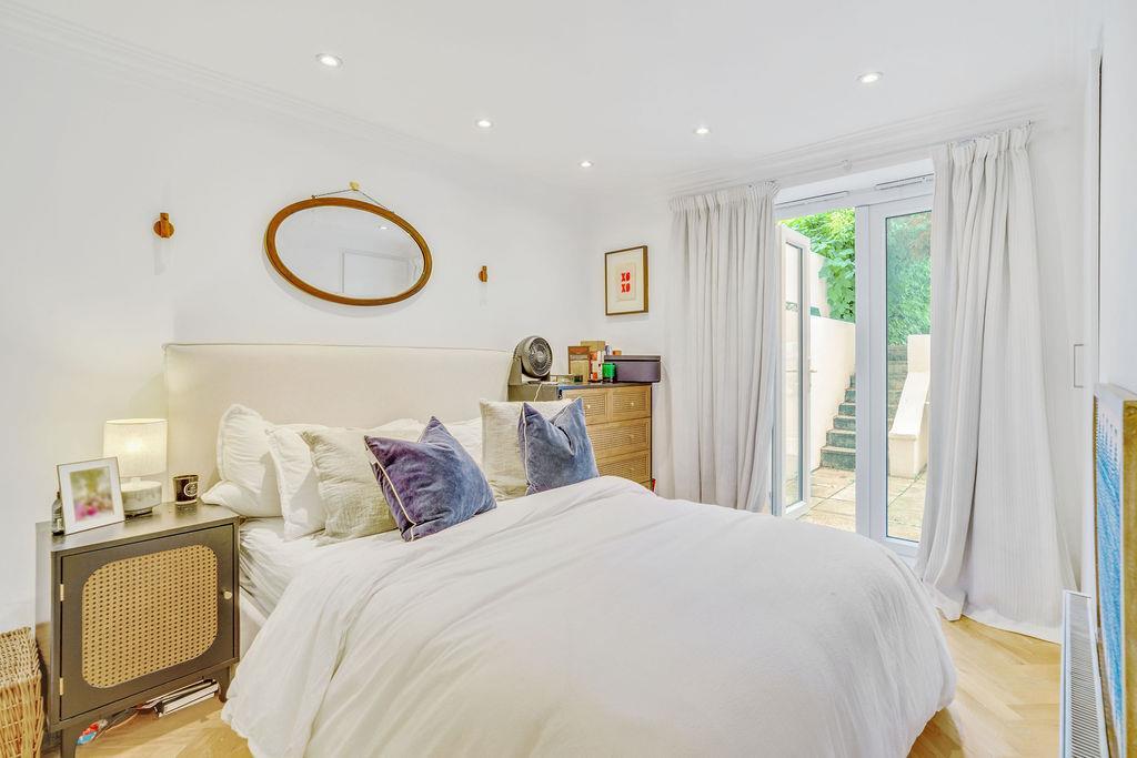 Cornwall Crescent1517,Flat1-17.jpg