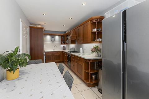 3 bedroom terraced house for sale, Kendall Avenue, Kings Hill, ME19 4BF