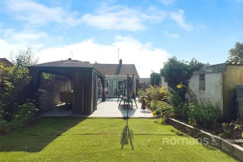 2 bedroom bungalow for sale, Field Way, Aldershot, Hampshire