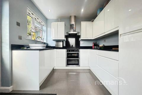 2 bedroom bungalow for sale, Field Way, Aldershot, Hampshire