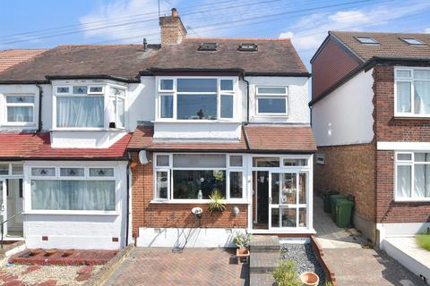 13 Leafield Road, Sutton, SM1 2NH