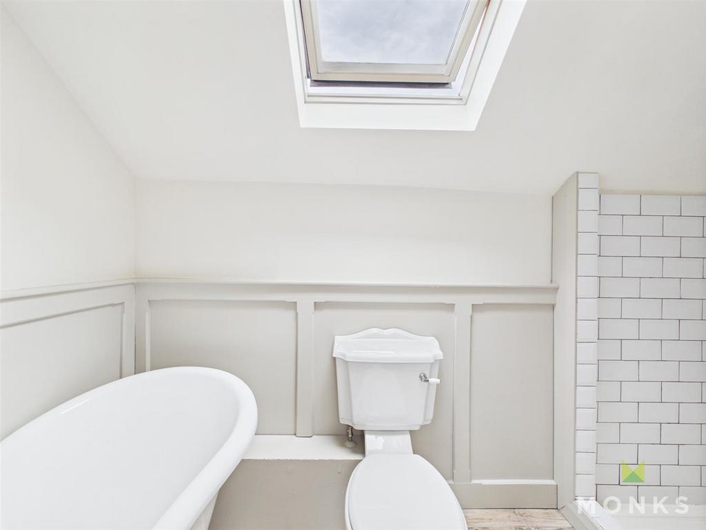 CAM01420 G0-PR0732-STILL009.jpg