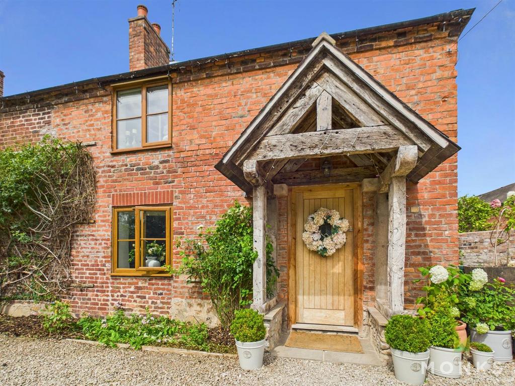 CAM01420 G0-PR0732-STILL041.jpg