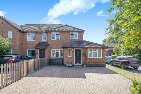 31 Devoil Close, Guildford, GU4 7FG