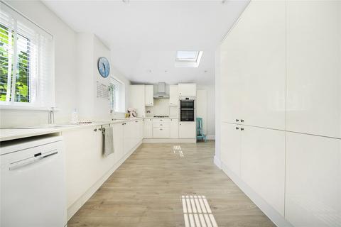 31 Devoil Close, Guildford, GU4 7FG