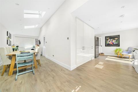31 Devoil Close, Guildford, GU4 7FG