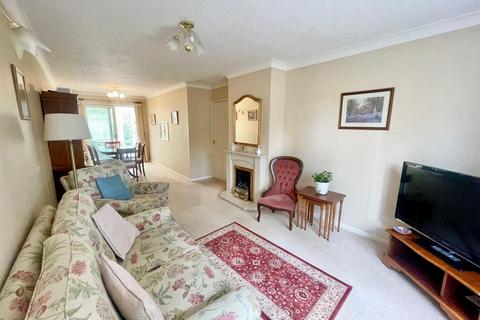 9 The Leys, Peterborough, PE3 6LE