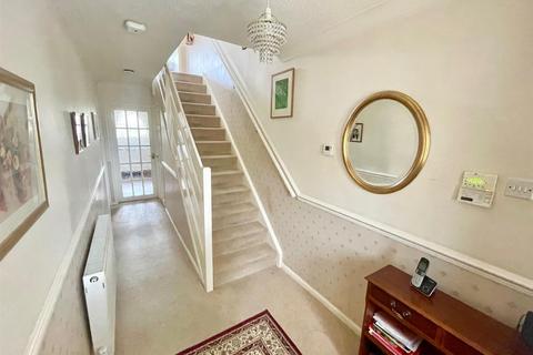 9 The Leys, Peterborough, PE3 6LE