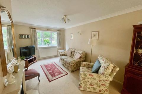 9 The Leys, Peterborough, PE3 6LE