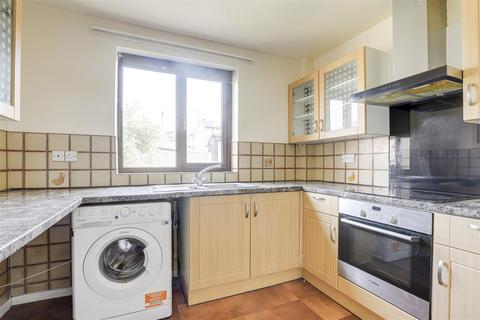 undefined, Lenton Manor, Lenton NG7
