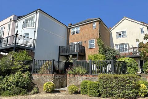 4 bedroom townhouse for sale, St. Lawrence Mews, Eastbourne, East Sussex