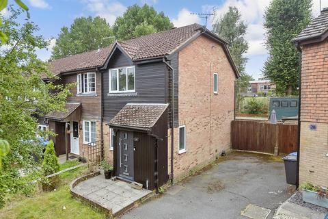19 Albert Close, Haywards Heath, RH16 3NW