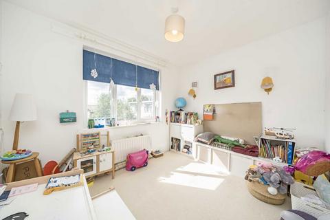 9a Brockham Close, London, SW19 7EQ