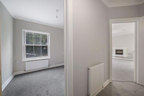 2 bedroom flat to rent, Glebe Court, Rainhill Way, Bow, E3