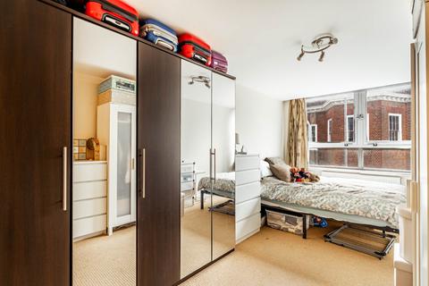 undefined, St. Peters Street, Hertfordshire AL1